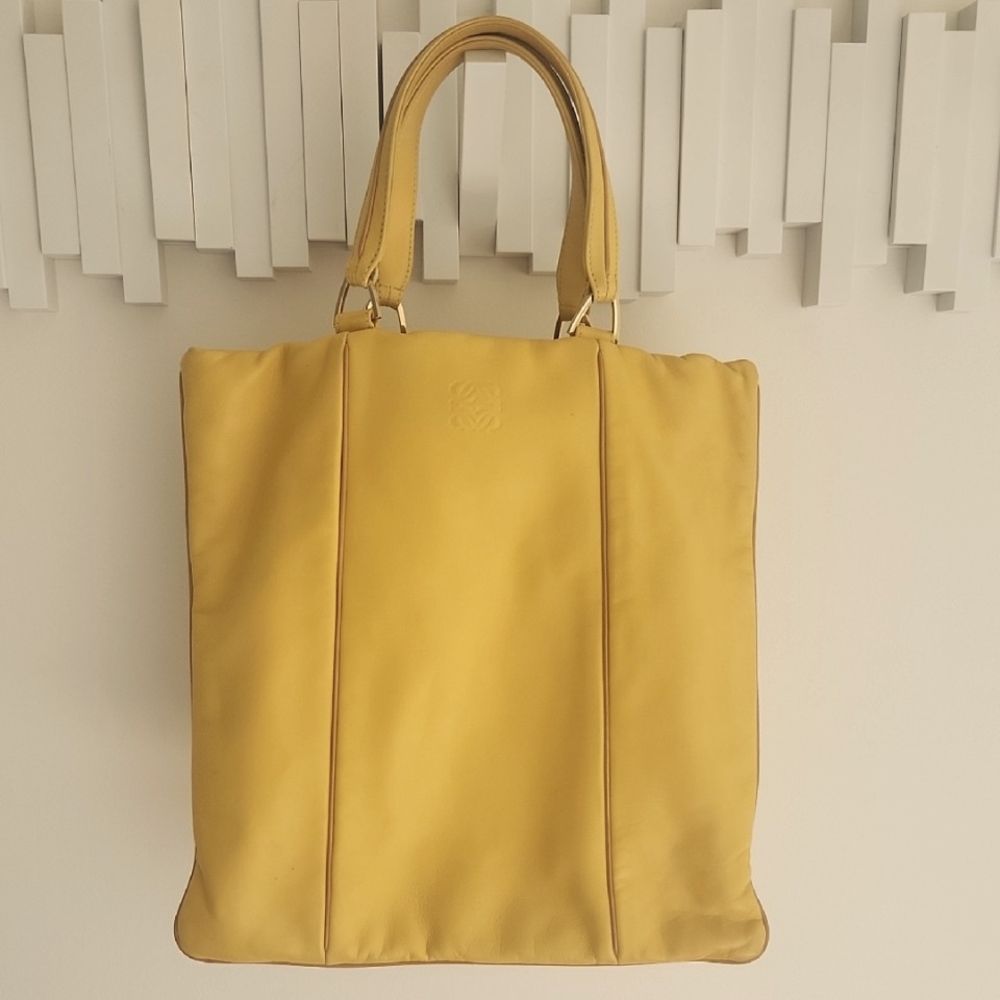 LOEWE butter Yellow Leather Tote Bag